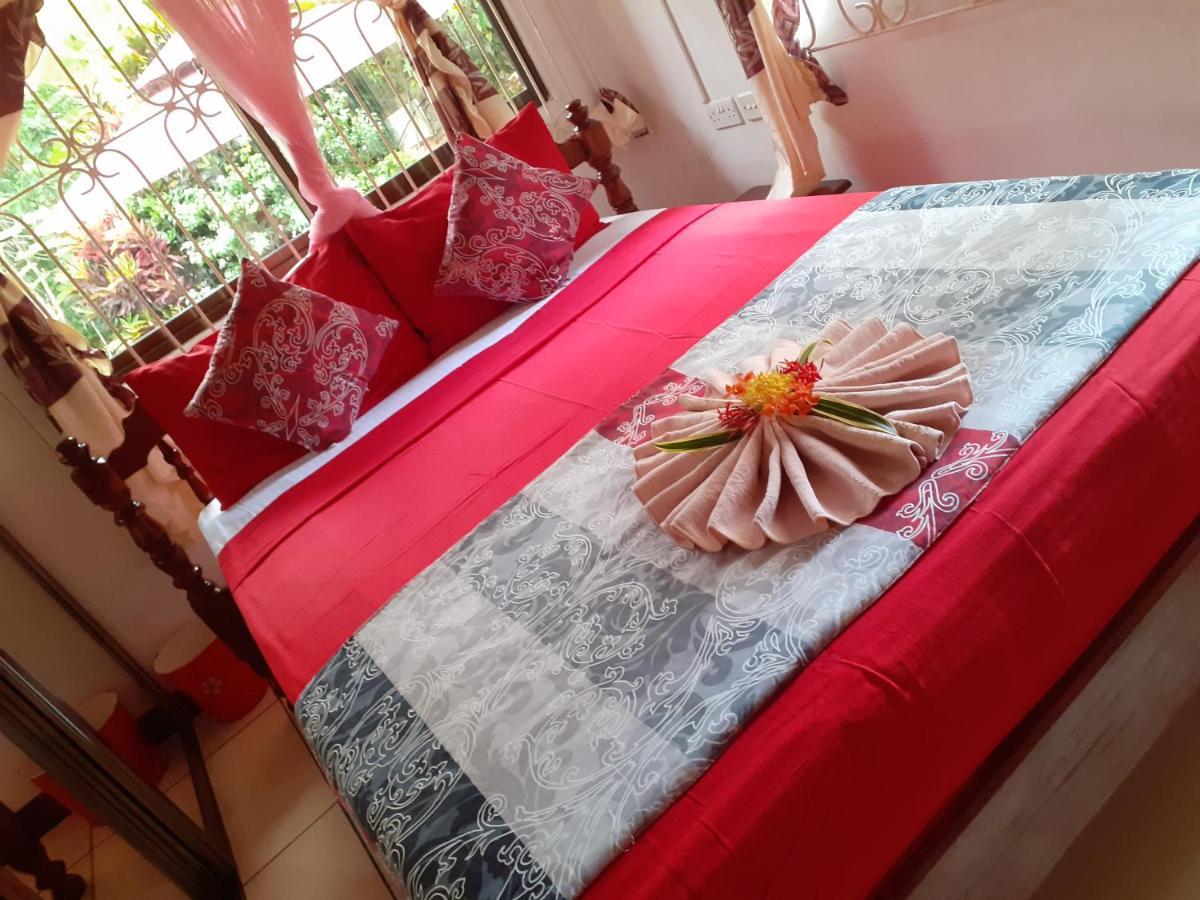 Port Glaud Gigi'S Self Catering Apartment מראה חיצוני תמונה