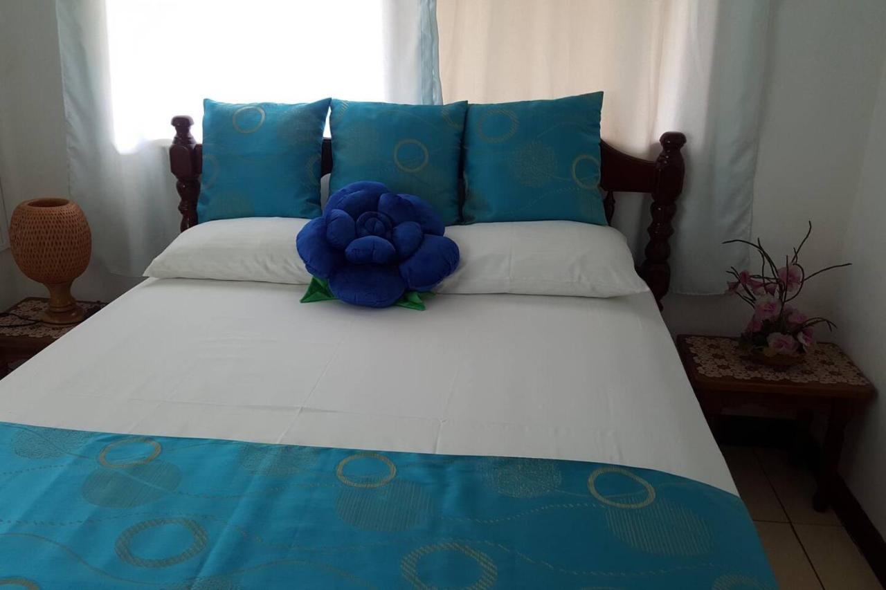 Port Glaud Gigi'S Self Catering Apartment מראה חיצוני תמונה