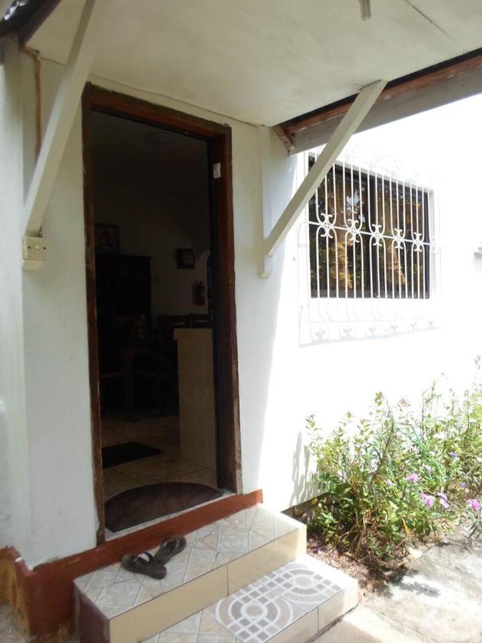 Port Glaud Gigi'S Self Catering Apartment מראה חיצוני תמונה