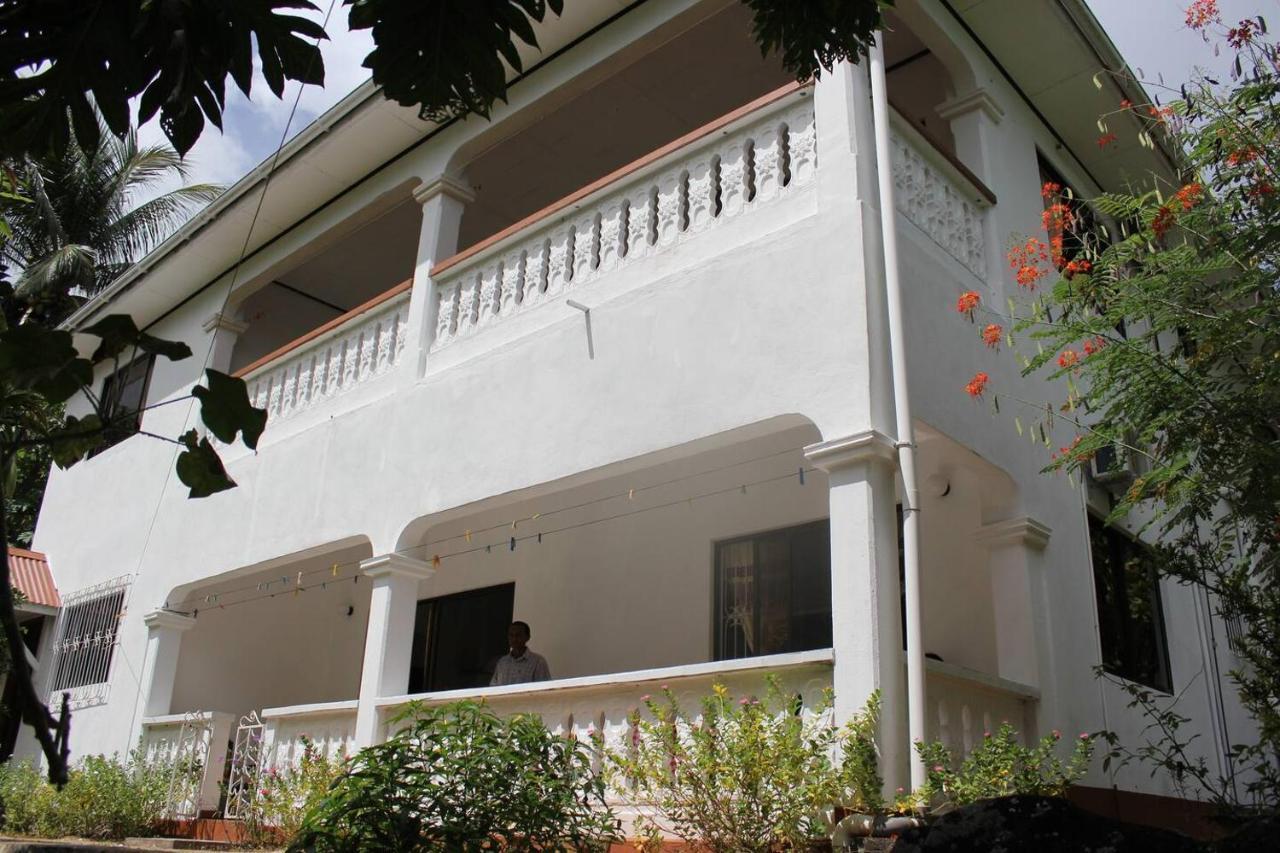 Port Glaud Gigi'S Self Catering Apartment מראה חיצוני תמונה